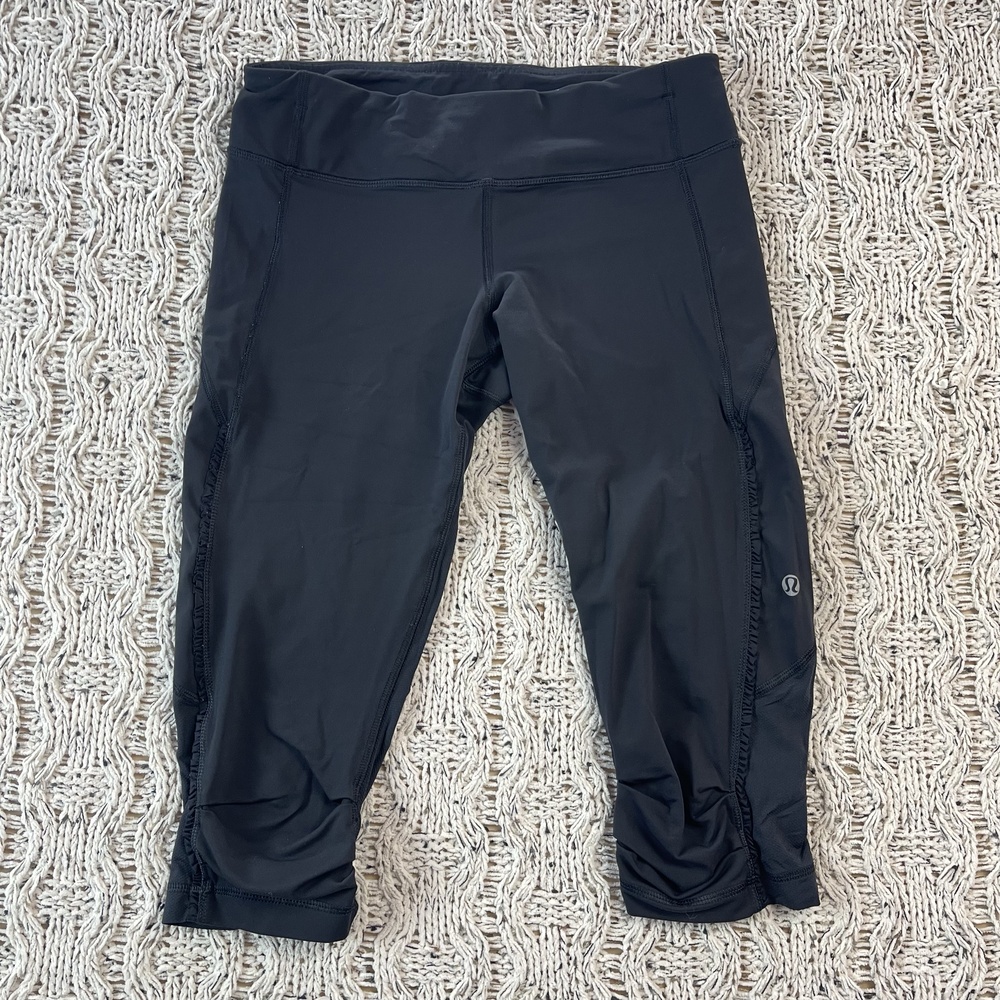 Lululemon Cropped Leggings Womens 8 Black Nylon Low Rise Bottoms Ladies